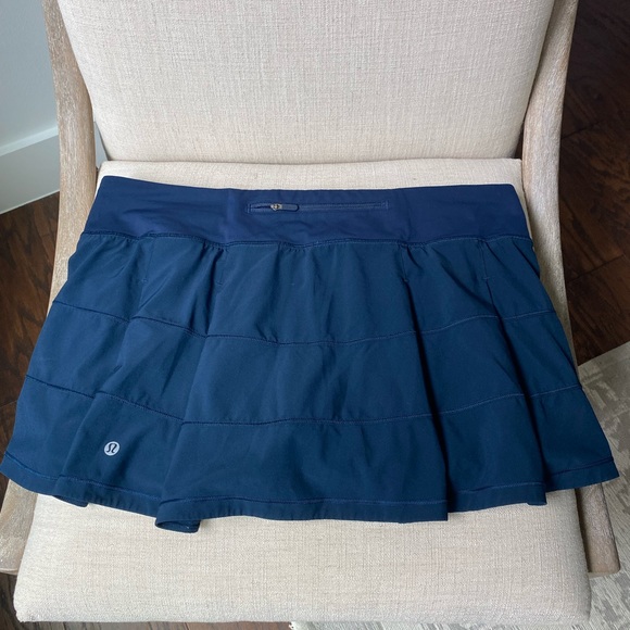 Lulu lemon tennis skirt - Picture 2 of 4